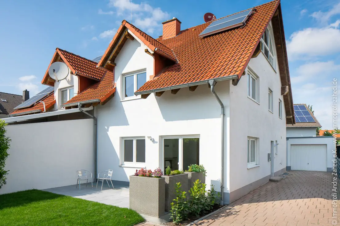 Zu vermieten -- Doppelhaushälfte mit Garage in Weiterstadt-Gräfenhausen