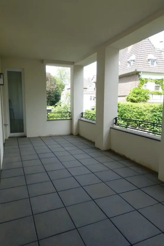 Balkon_hinten_Ceci65_WE3 -- Rheinfront - Golzheim, repräsentative 5-Zimmer-Wohnung