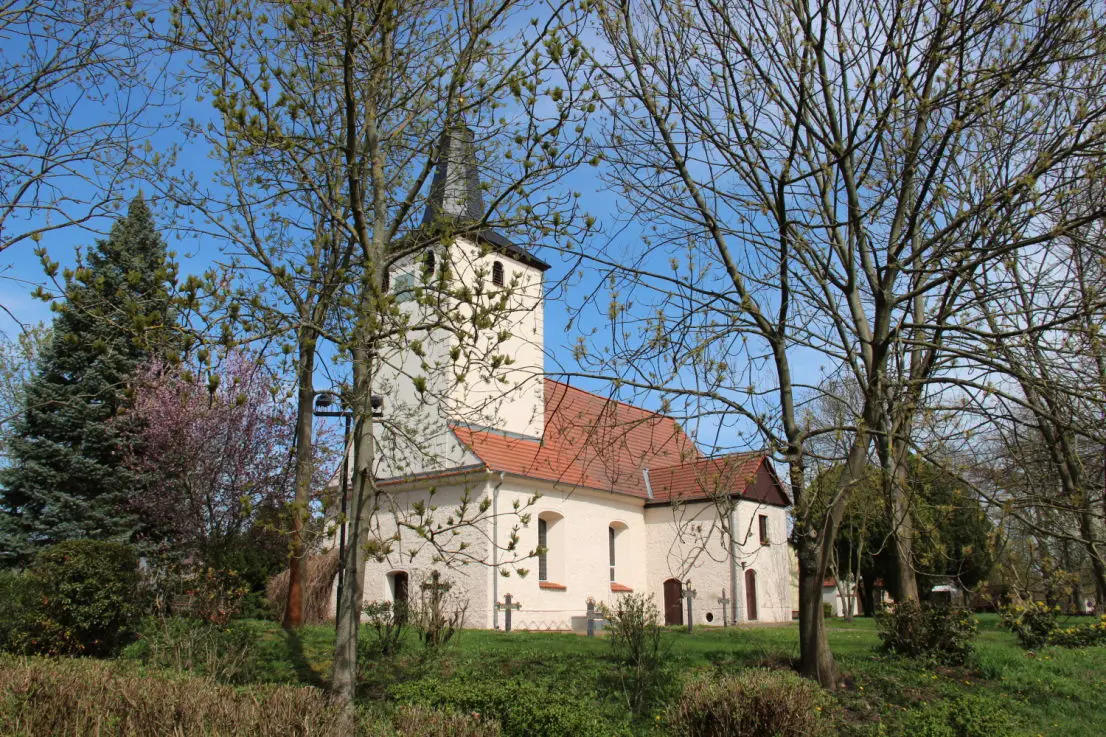 Dorfkirche -- Baugrundstück im schönen Diedersdorf