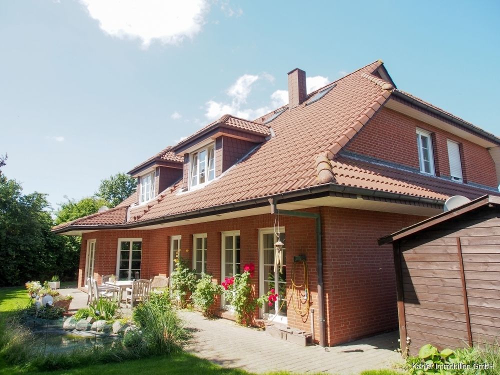 Außenansicht -- Hochwertig ausgestattetes Einfamilienhaus mit außergewöhnlicher Lage in Büsumer Deichhausen