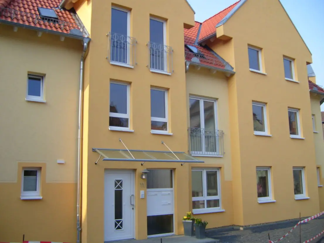 Hauseingang -- Geräumige Wohnung mit viel Platz für die Familie in der Einbecker Innenstadt...