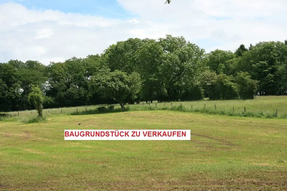 Demo-Bild -- 2.462 qm Wohnbaugrundstück in allerbester Waldrandhanglage - Happurg