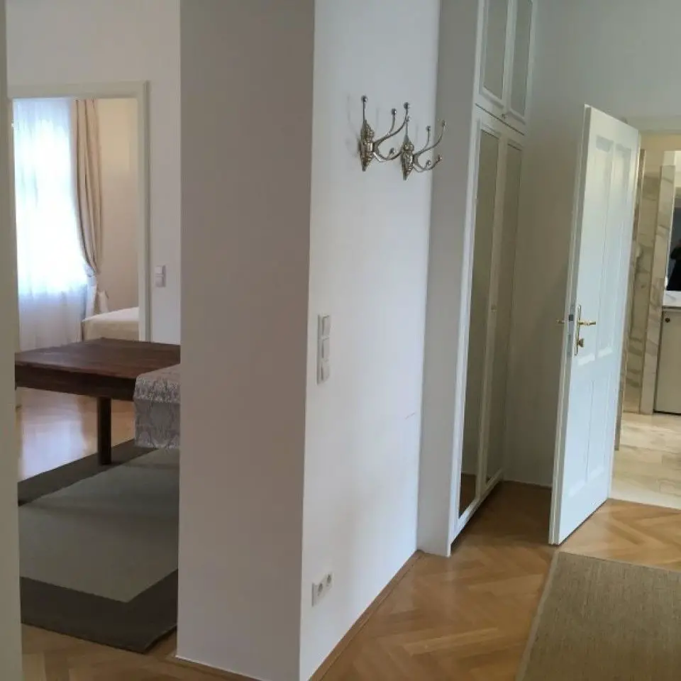 hochwertige Altbauwohnung Balkon » Vermietung 3-Zimmer-Wohnungen aus Beelitz 