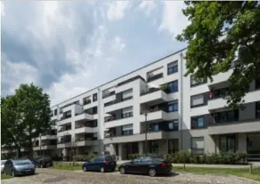 H53-Außen -- schöne 4-Raum-Wohnung im grünen Karlshorst
