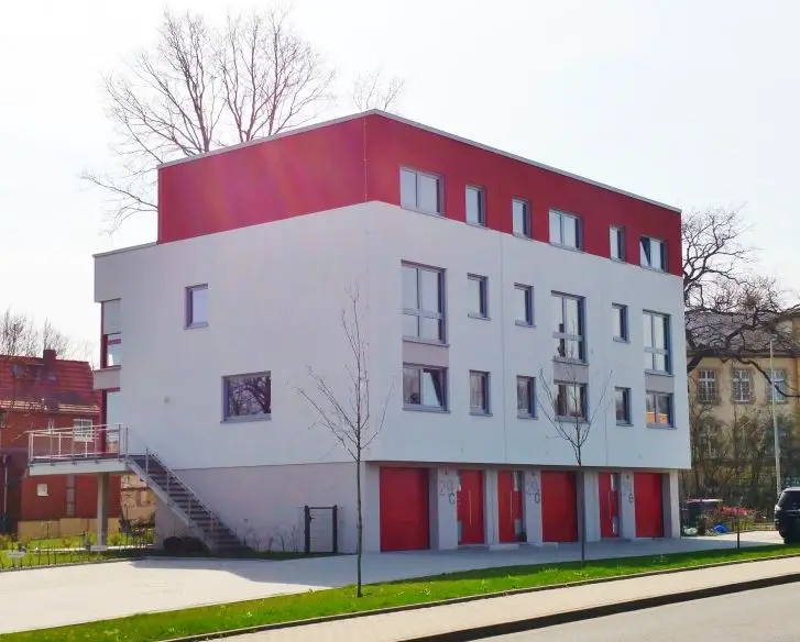 Straßenfront, Haus d,e,f -- Wohnen wie im Eigenheim - schönes Reihen-Mittelhaus in guter Lage von Dresden/Mockritz zu vermieten