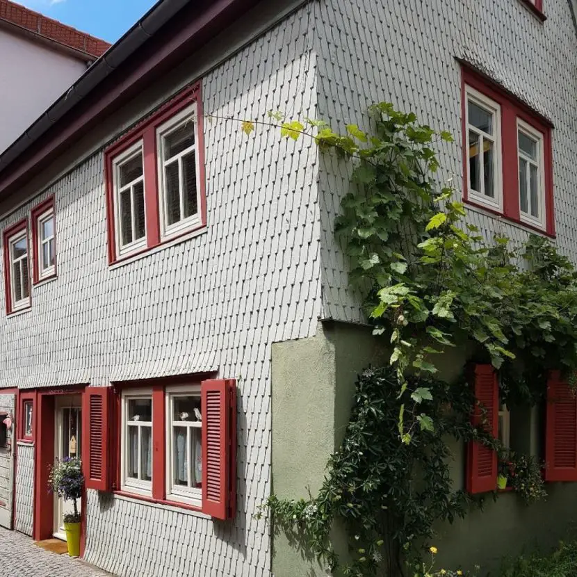 20180811 112107 -- Kleines Haus in der Altstadt von Michelstadt
