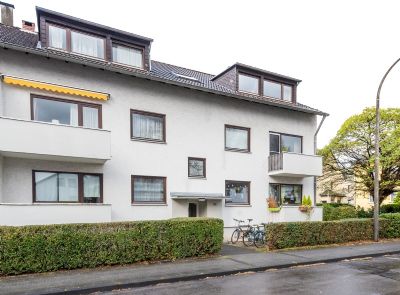 Wohnung in Bonn (Beuel) zum Kauf mit 5 Zimmer und 106,7 m² Wohnfläche. Ausstattung: vermietet, Gas, Zentralheizung, Kelleranteil.