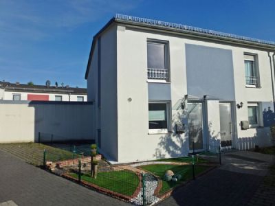Maisonette in Köln (Buchheim) zum Kauf mit 3 Zimmer und 81 m² Wohnfläche. Ausstattung: Terrasse, Fernwärme, neuwertig.