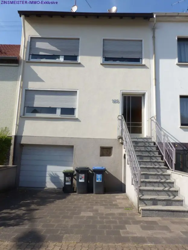 P1030524 -- Voll vermietetes Zweifamilienhaus in Saarlouis -OT zu verkaufen - Kapitalanlage - 