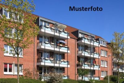Mehrfamilienhaus in Frankfurt (Nordend-Ost) zum Kauf mit 14 Zimmer, 442 m² Wohnfläche und 256 m² Grundstück.