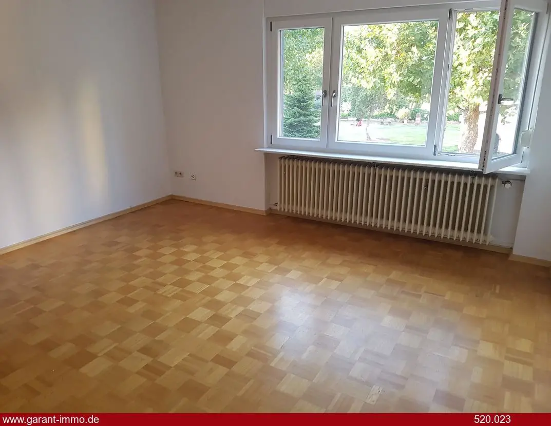 helles Zimmer 1 -- Zentral im Kinzigtal, zentral in Biberach! Faires Angebot! 2-Zimmer-Wohnung zu erwerben!