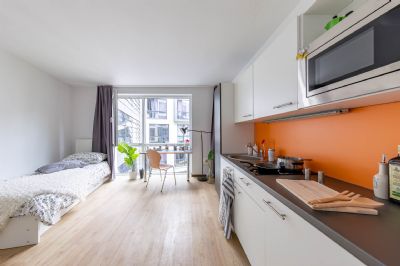 Apartment in Bremen (Lehe) zur Miete mit 1 Zimmer und 22 m² Wohnfläche. Ausstattung: Personenaufzug, Fliesenboden, Parkettboden, frei, Etagenheizung, Zentralheizung.