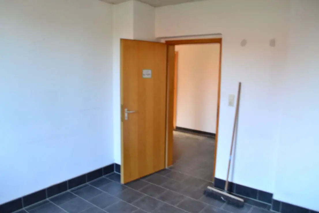 DSC_1059 -- 4-Zimmer-Wohnung mit ca. 75 qm in Sievershausen