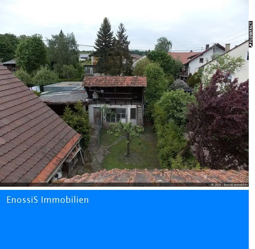 Ausblick Dachboden -- Liebhaber-Schmuckstück: Vielseitiges Bauernhaus in idyllischer Wohnlage 