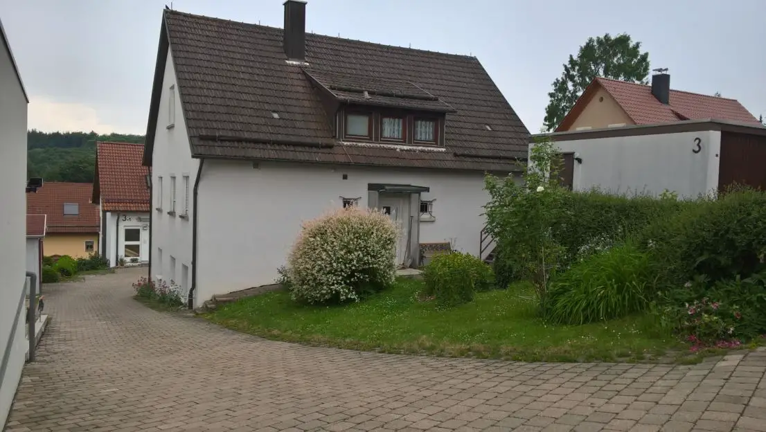 Ansicht Norden -- Schönes Haus mit sieben Zimmern in Heilbronn (Kreis), Wüstenrot
