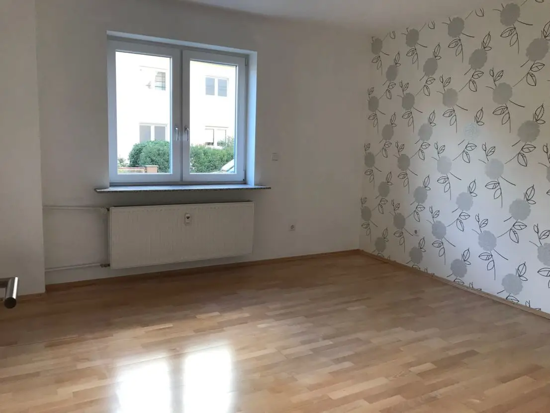 IMG_9823 -- Schöne vier Zimmer Wohnung in Rhein-Neckar-Kreis, Ilvesheim