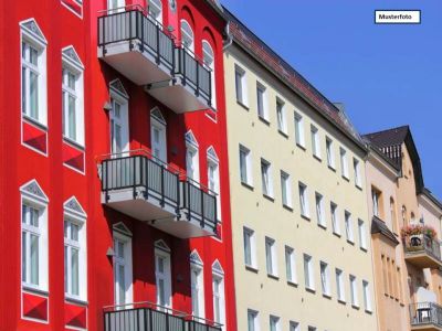 Haus in München (Sendling) zum Kauf mit 1170 m² Wohnfläche und 486 m² Grundstück. Ausstattung: voll unterkellert, Zwangsversteigerung.