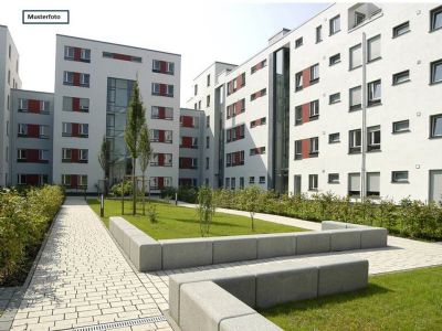 Wohnung in Dresden (Hosterwitz/Pillnitz) zum Kauf mit 3 Zimmer und 87 m² Wohnfläche. Ausstattung: Denkmalschutz-Afa, Zwangsversteigerung.
