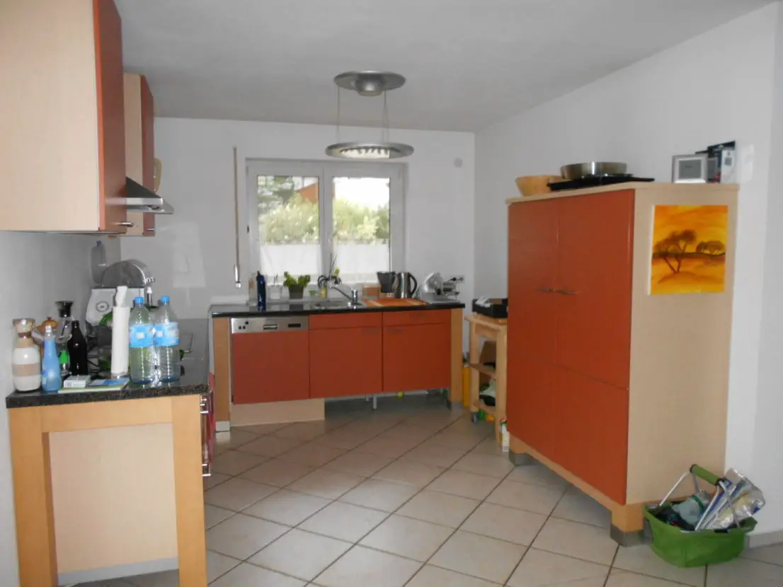 Küche -- Herrliche 4-Zimmerwohnung in Paunzhausen