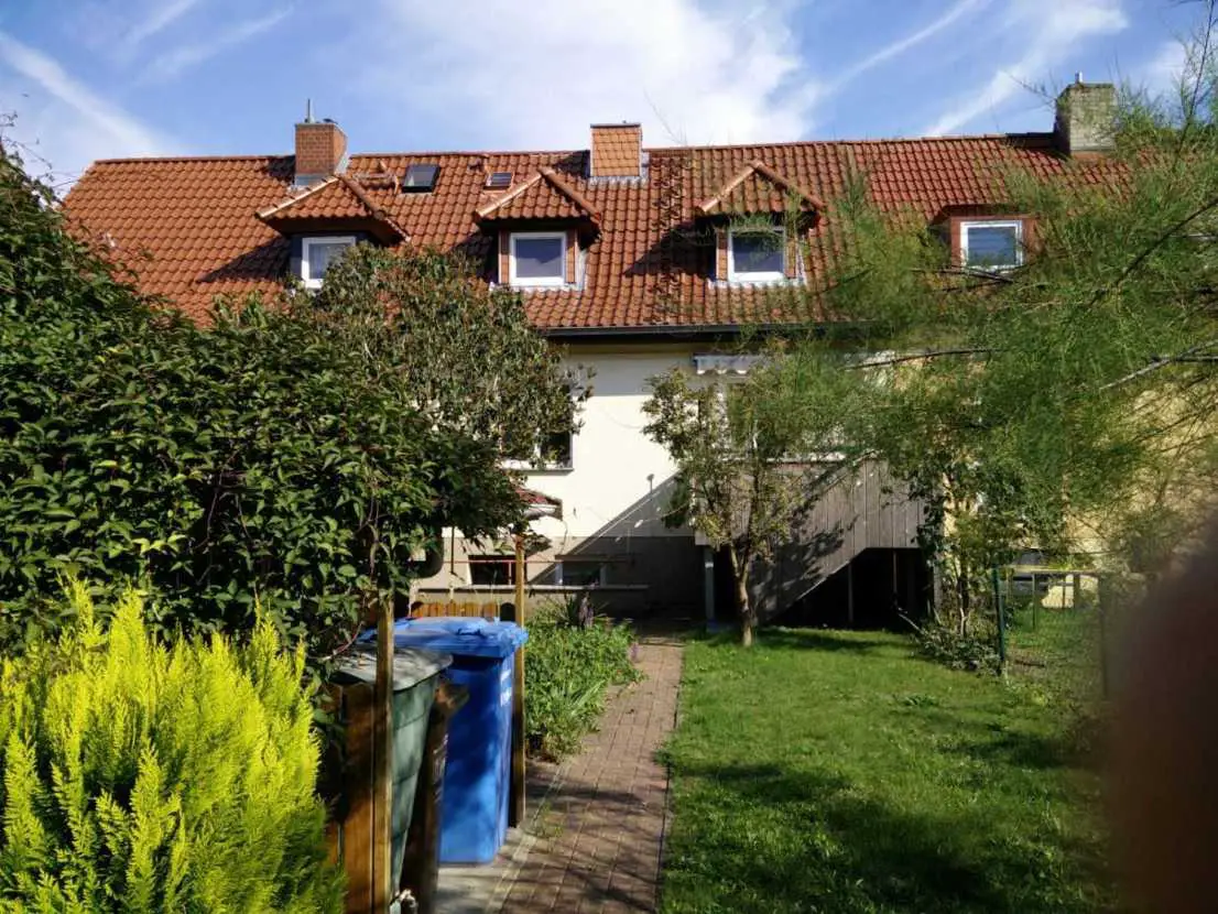 Bild1 -- Einfamilienhaus in Reihenhaussiedlung (mit Treppenlift)