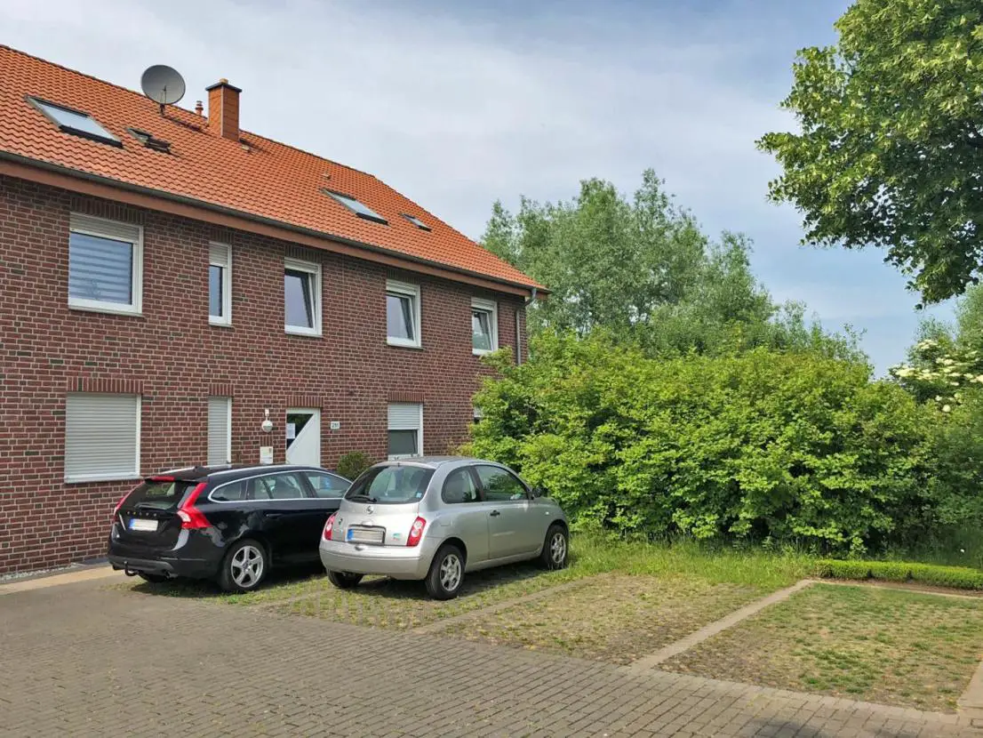 Hausansicht -- Gepflegte 3-Zimmer-Wohnung mit Balkon und Einbauküche von privat in Dülmen - Hausdülmen