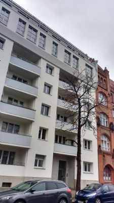 Apartment in Berlin (Schöneberg) zur Miete mit 2 Zimmer und 53 m² Wohnfläche. Ausstattung: Balkon, Fliesenboden, Laminat, frei, Gas, Kunststofffenster.