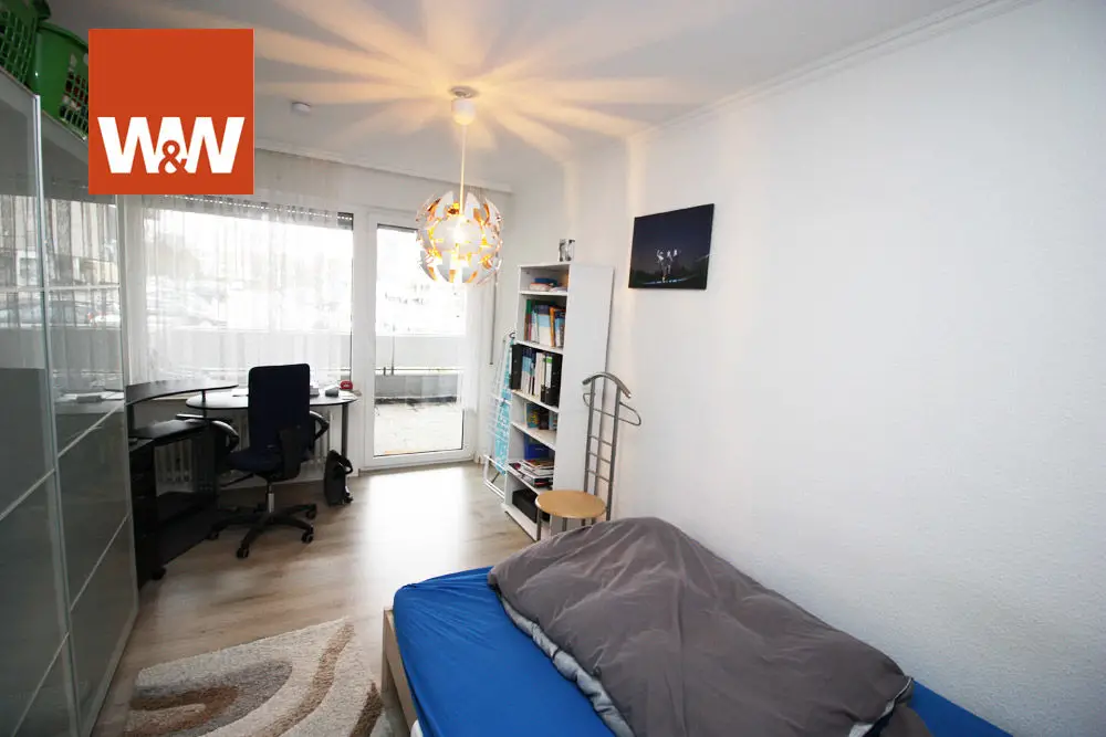 Schlafzimmer -- Schicke Eigentumswohnung in Homburg zu verkaufen