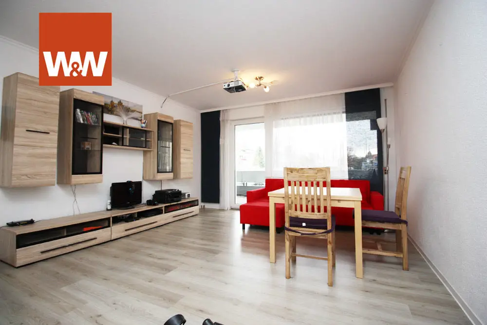 Wohnzimmer -- Schicke Eigentumswohnung in Homburg zu verkaufen