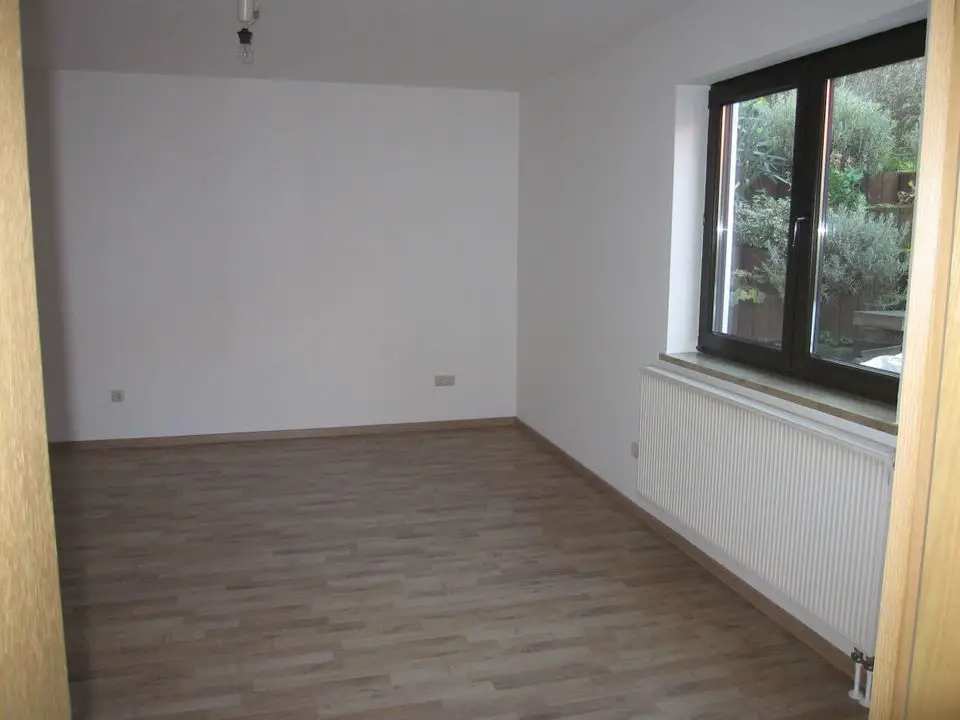 Neuhof - Bild 9 der Kleinanzeige 3-Zimmer-Wohnung mit Terrasse in Neuhof