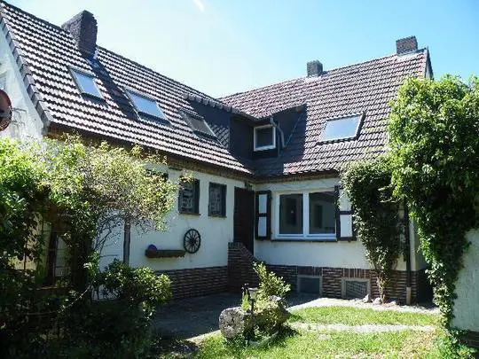 ms1 -- Haus im Grünen,sehr ruhige Lage,150/850m²,6 Zi,Keller,Kamin,Garage mögl., alter Baumbestand