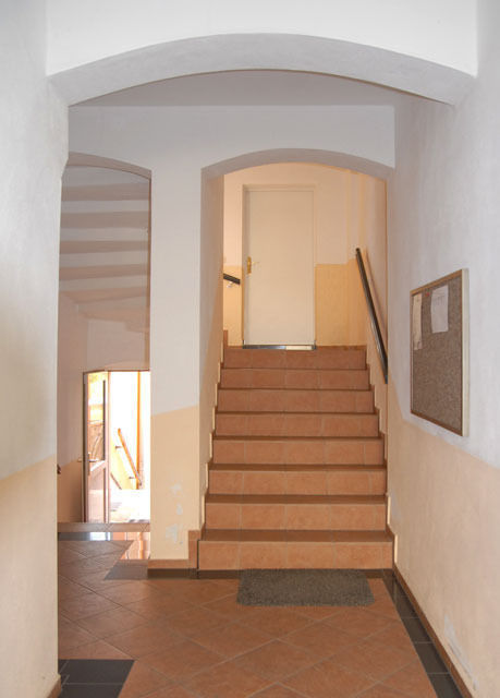 Treppenhaus.png -- Schicke 4 Raum-Wohnung in der Bahnhofsvorstadt mit Balkon im Hinterhaus - 2015 saniert!