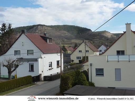 Ausblick (2) -- Bezugsfreie Doppelhaushälfte in der Ringwiese