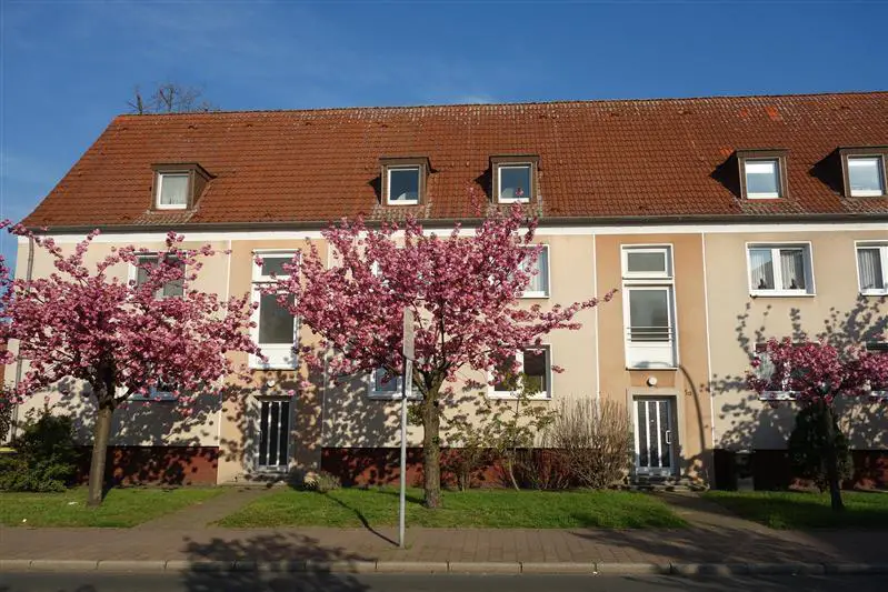 200 AUSSENANSICHTEN -- Reizende 3-Zimmer-Wohnung in schöner Lage in Gladbecks
