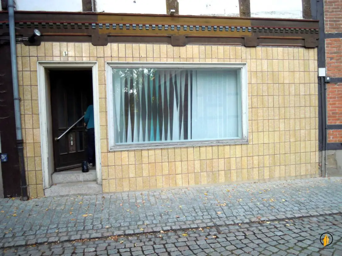 Front Geschäft -- ⭐Fachwerkhaus in Hornburg sucht Handwerker -15 Zimmer -300qm Wfl.