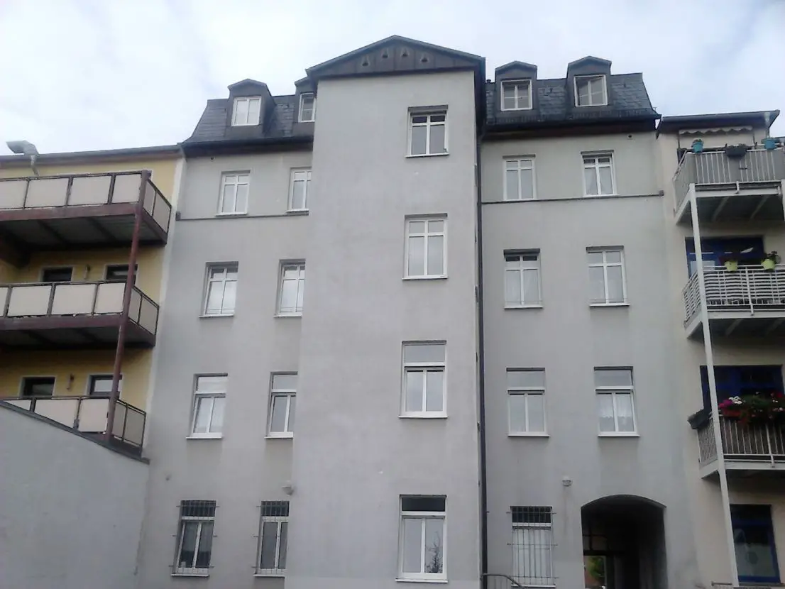 Rückseite Haus -- Wohn und Geschäftshaus in Zentrum von Zwickau zu verkaufen
