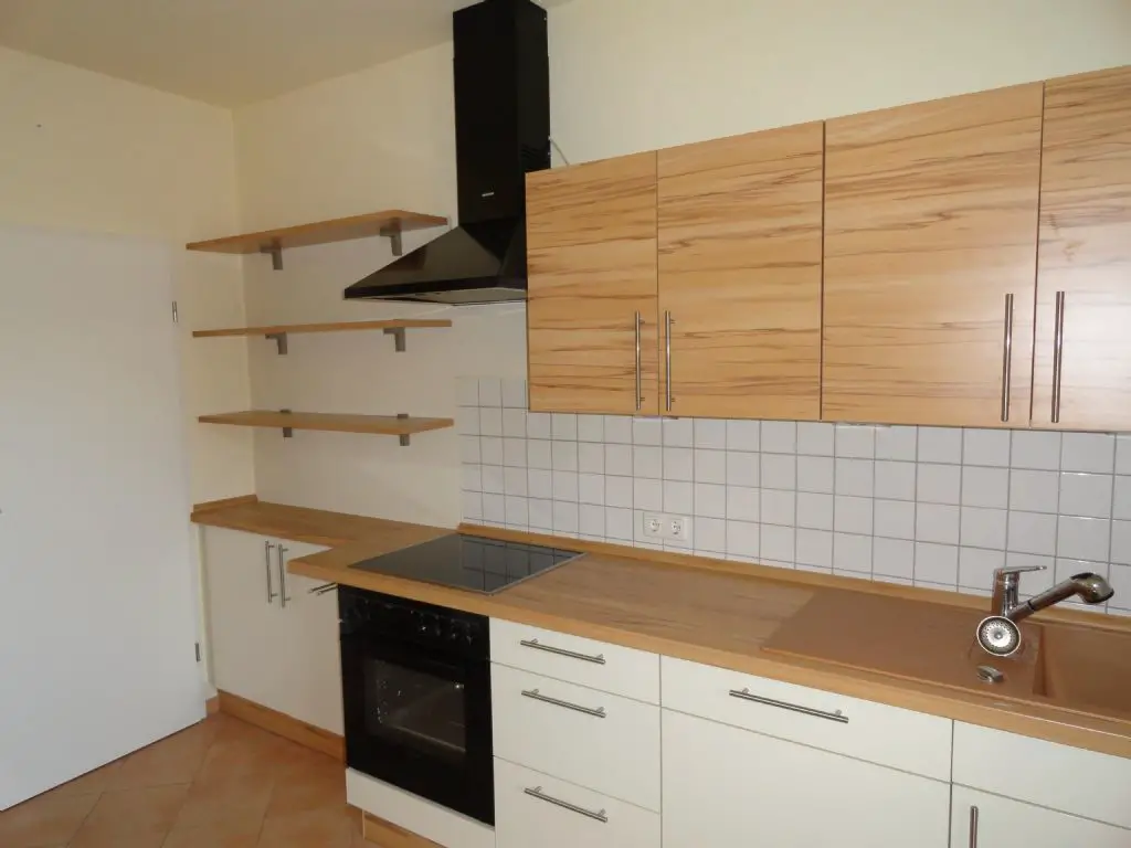 Küche 2 -- Schicke Wohnung mit Einbauküche!