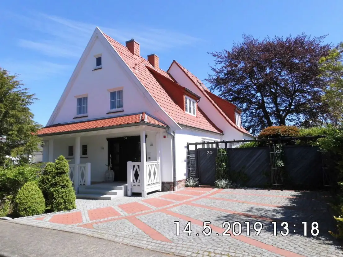 DSCI0617 -- Traumhaus mit unverbaubarem Seeblick in Preetz