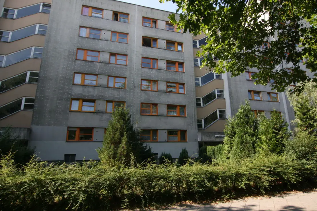 IMG_2655 -- 1,5-Zimmerwohnung mit großem Balkon und Grünblick unweit Hahneberg!
