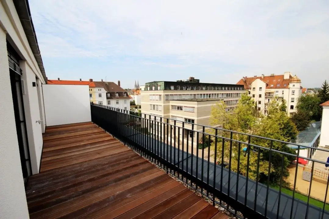 Dachterrasse Norden -- Neubau! Traumhafte PH-Wohnung mit 2 Dachterrassen und Domblick am Altstadtrand! 