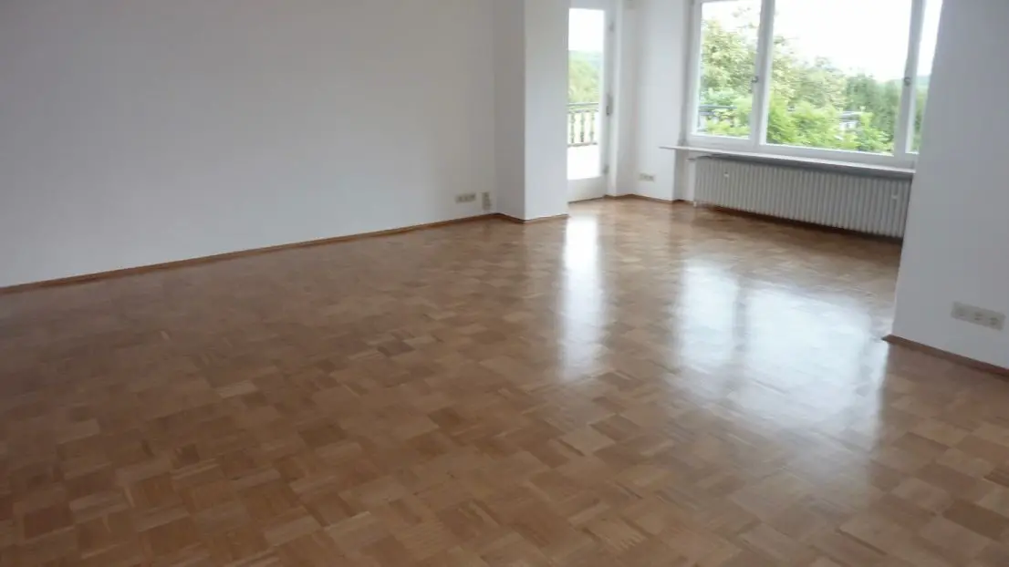 Wohnzimmer -- * Wohnen & arbeiten * Einfamilienhaus mit Einliegerwohnung/Büro in Niedernhausen!