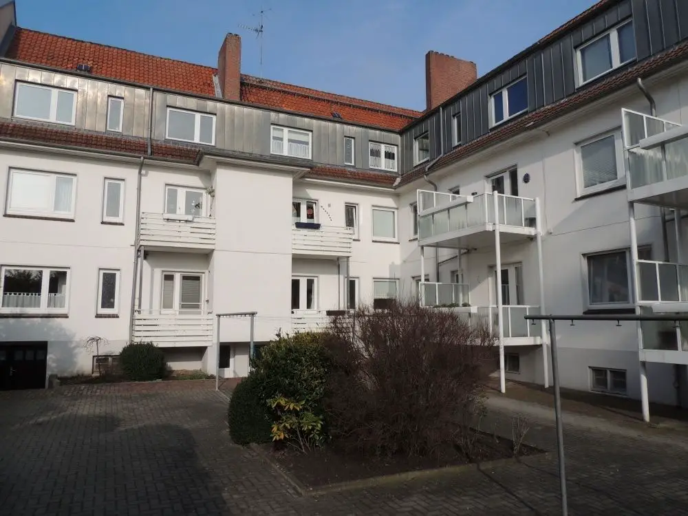 Elpel Immobilien GmbH Wilhelms -- Große 3-Zimmerwohnung Nähe Villenviertel zu vermieten!
