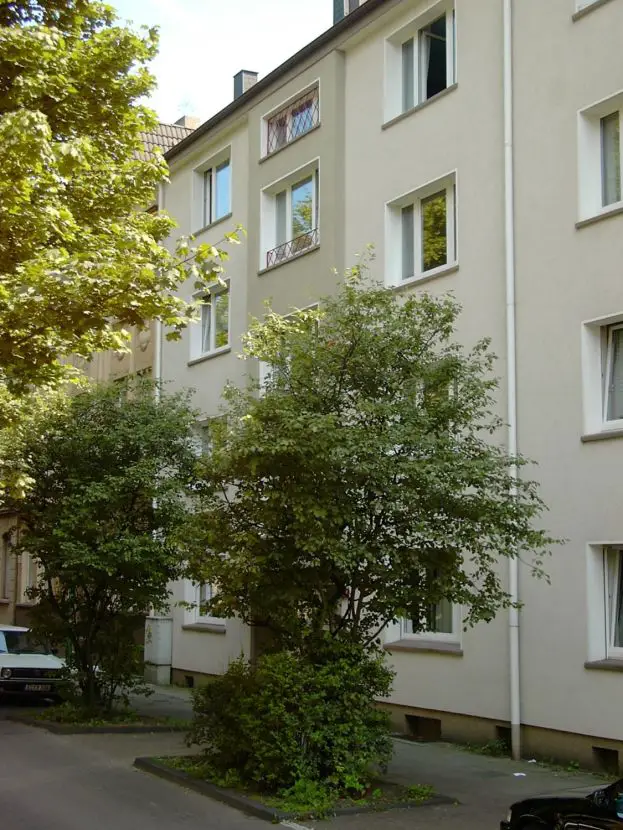 Huettmannstr_67_I -- Teilmöblierte Wohnung im 1. Obergeschoss in Essen Altendorf