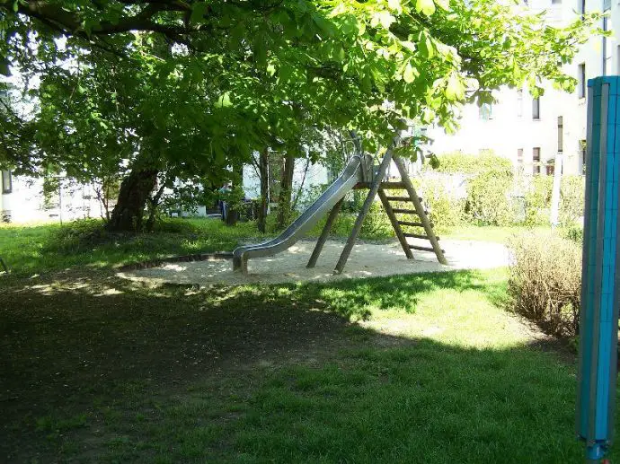 Garten-Spielplatz