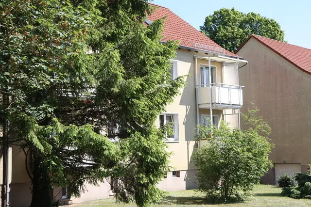 100-236-01 -- Schöne 2-Zimmerwohnung zzgl. ausgebautem Dachgeschoss im Ostseebad Zinnowitz
