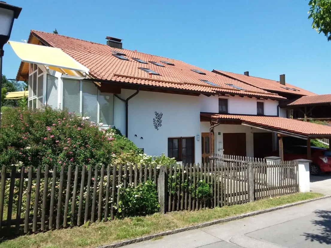 20190630_115455 -- Gepflegte 3-Zimmer-Wohnung mit Wintergarten, Terrasse und Einbauküche in Obersöchering