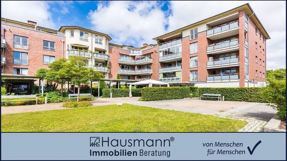 Hausansicht -- Vermietete 1-Zimmer-Wohnung in gepflegter Seniorenwohnanlage in Ahrensburg!