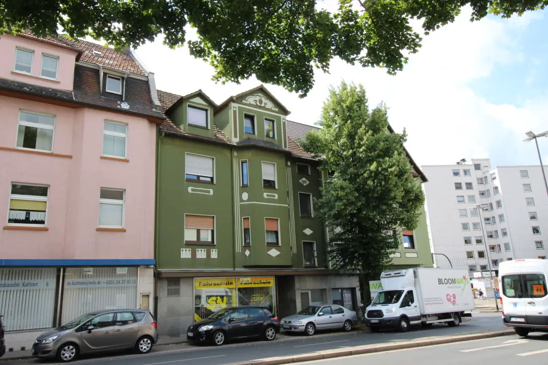 Bochumer Landstr. 214 - Fronta -- Gepflegtes Wohn- und Geschäftshaus in Essen-Steele