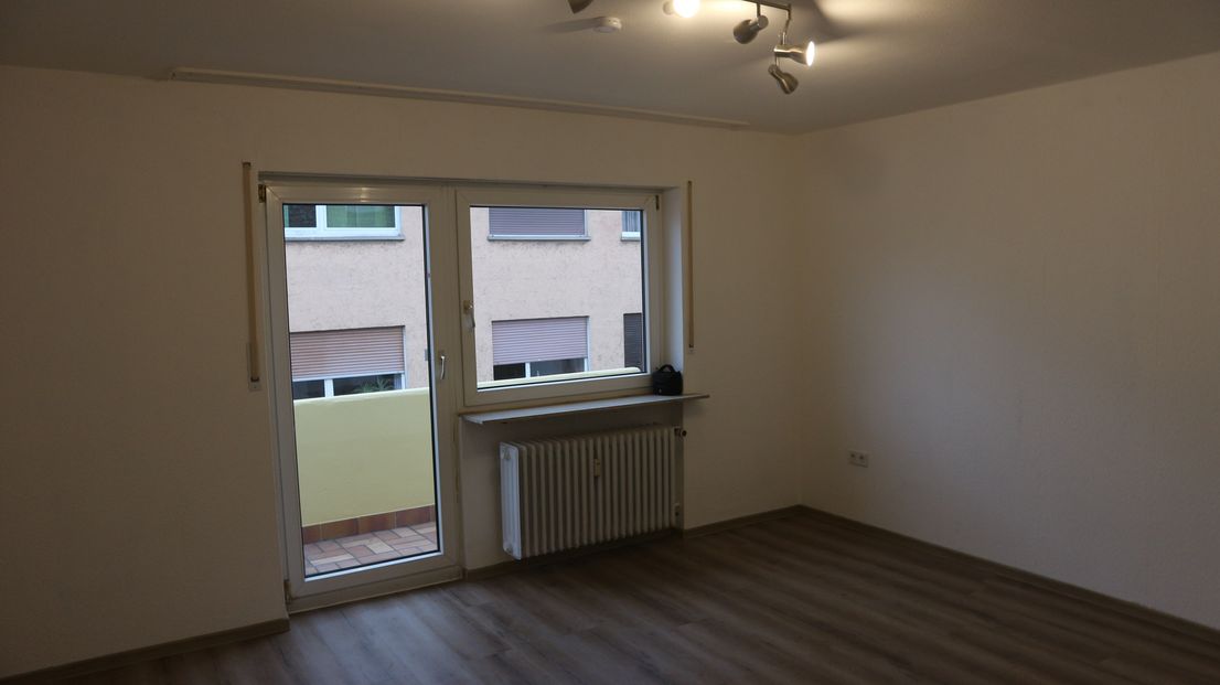 Wohn-, Schlafzimmer, Blk. -- Schöne helle 1 ZKBB-Wohnung, Neckarstadt, an 1 Berufstätigen/ Studenten zu vermieten