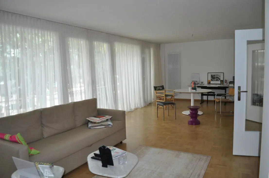 DSC_0055 -- Exklusive, geräumige 3-Zimmer-Wohnung mit Balkon und EBK, Düsseldorf