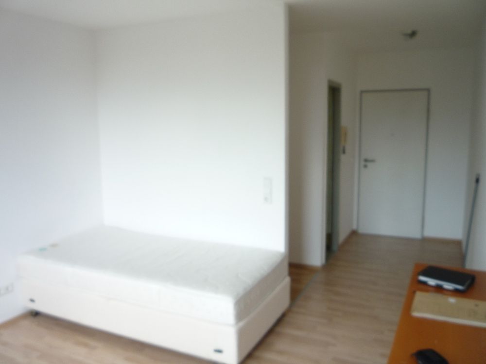 EingangKochnDiele -- Gepflegte 1-Zimmer-Wohnung mit EBK in Altstadt & Neustadt-Süd, Köln